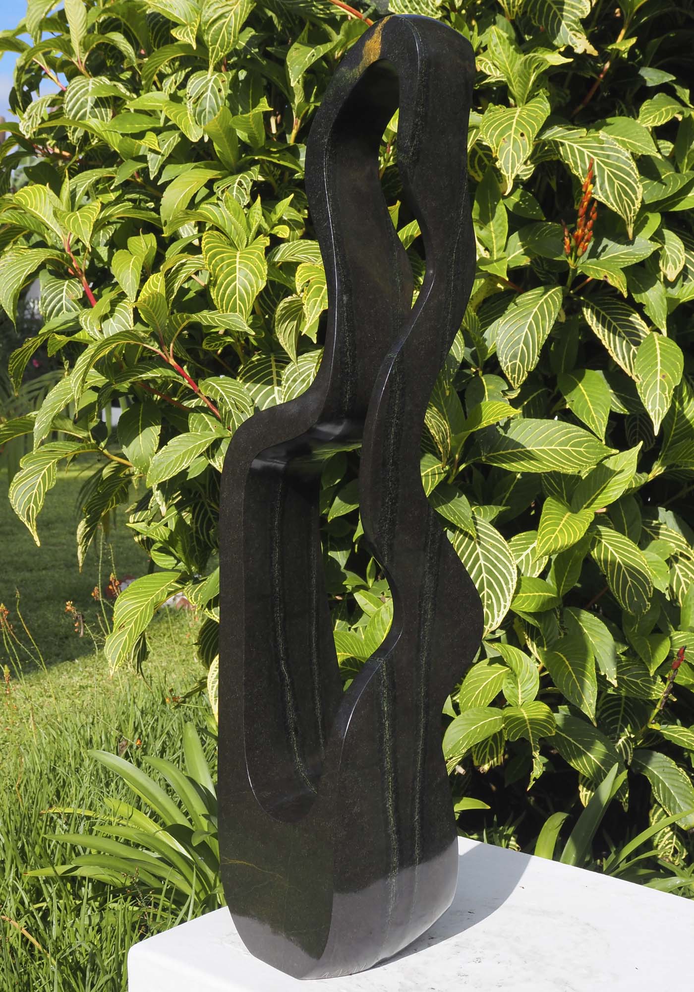 Abstract female form Secret Woman by Nesbert Mukomberanwa - back right