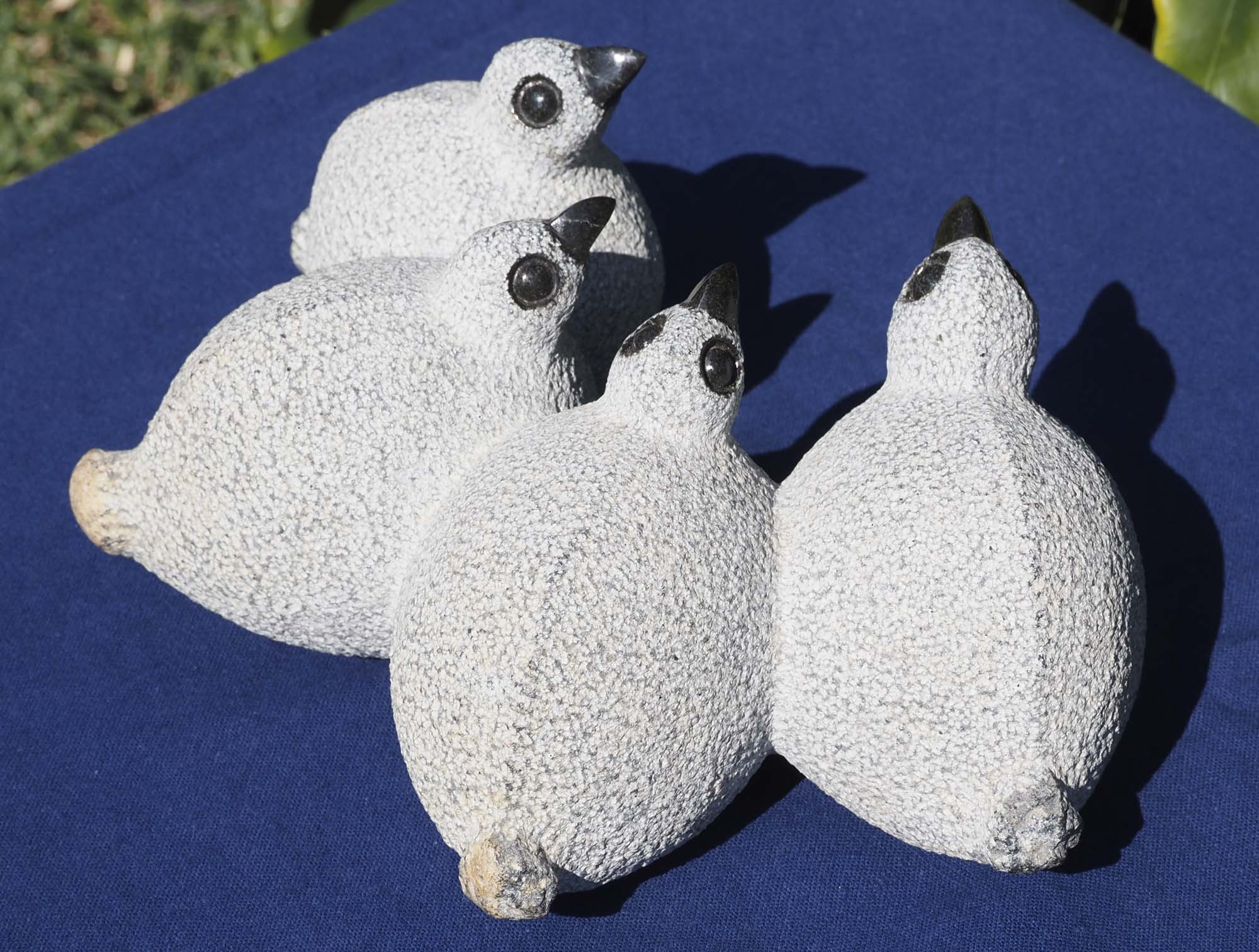 stone sculpture carving small birds - Quails by Royal Katiyo - back right from above