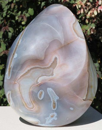 Agate art contemporary sculpture - The Sea by Michael Gwaravaza - main image