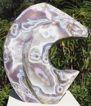 Agate contemporary Shona sculpture - Happy Anniversary by Tafadzwa Tandi - main image