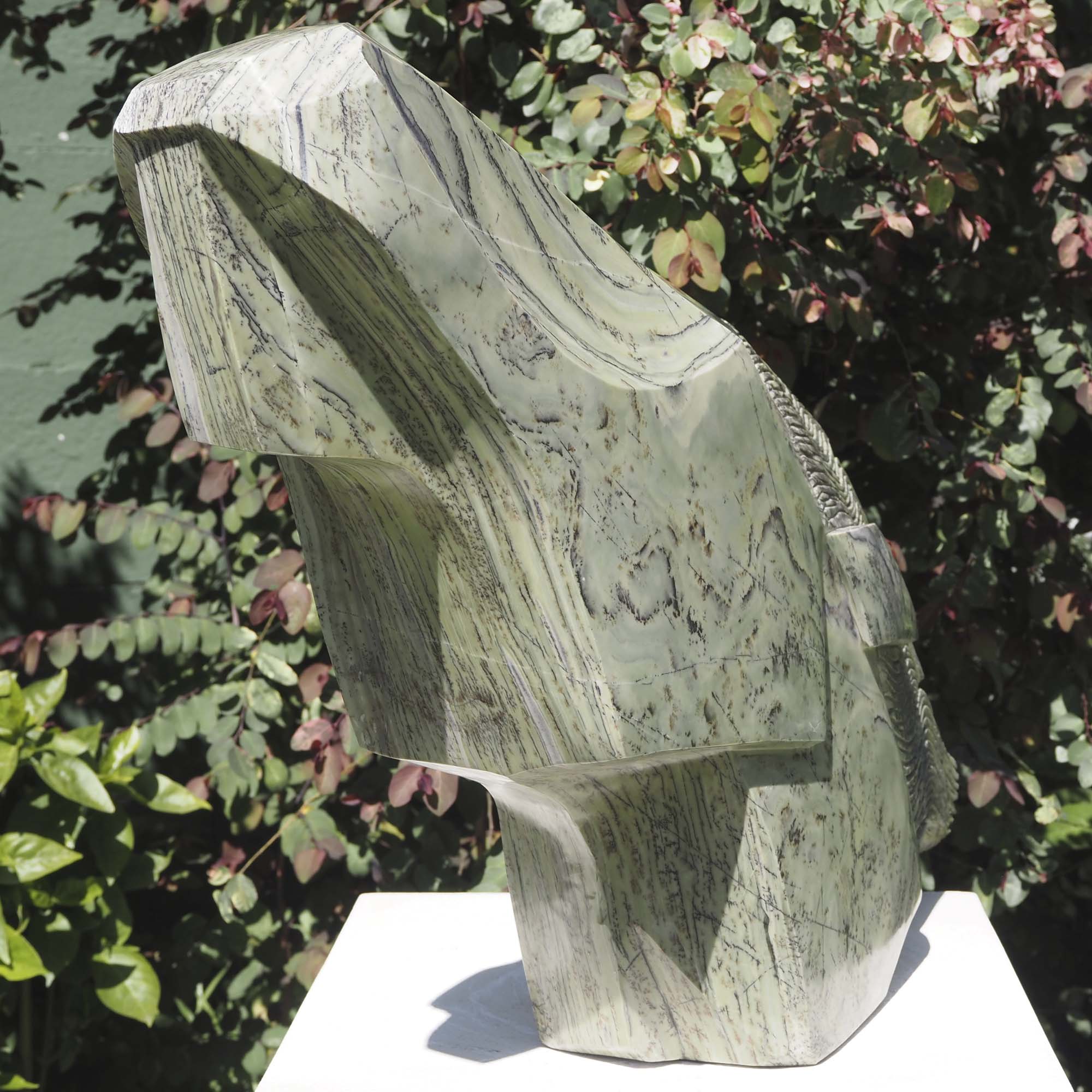 Horse head racehorse sculpture art - Racing Horse by Tendai Gwaravaza - front