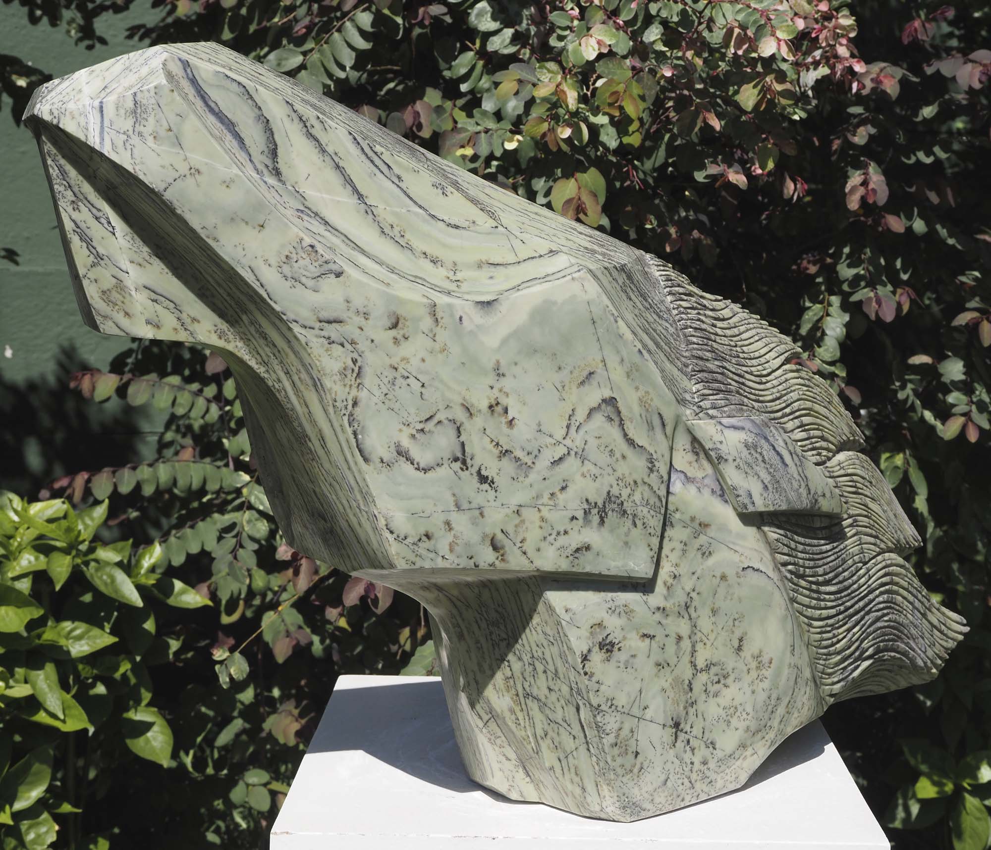 Horse head racehorse sculpture art - Racing Horse by Tendai Gwaravaza - right side, front