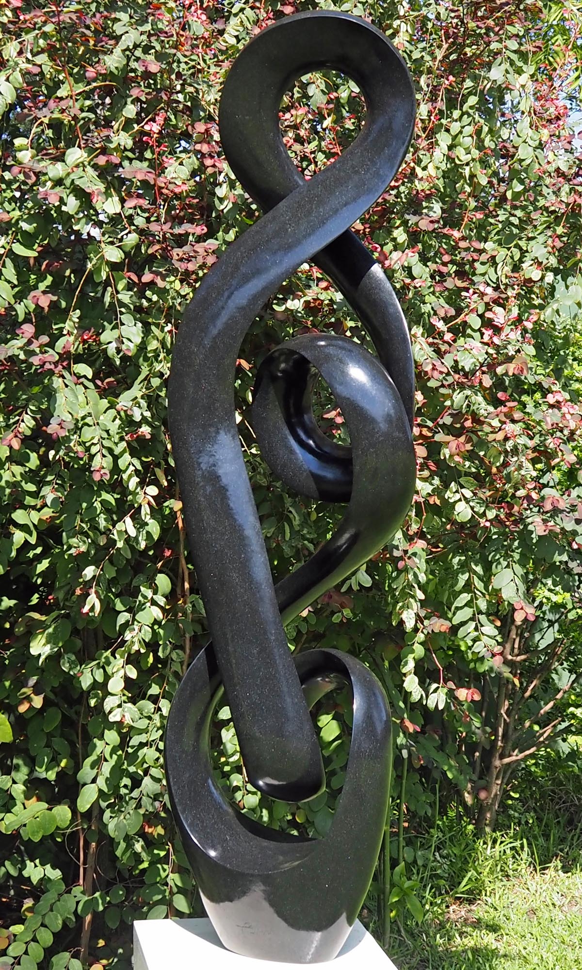 Black stone sculpture garden feature one-off centrepiece - Healthy Growth by Tonderai Sowa - image 5